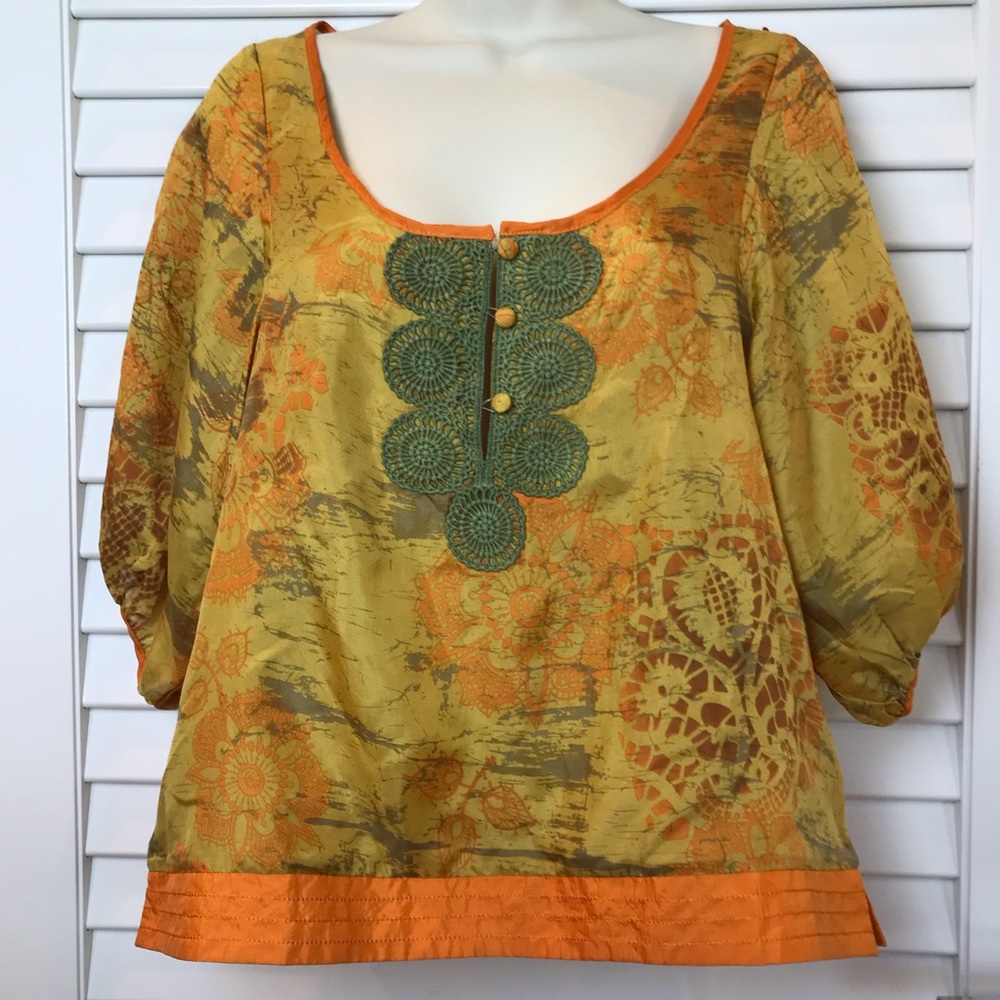 Sweet Sinammon Silk Blouse w/Macrame Embellishment - Picture 1 of 7